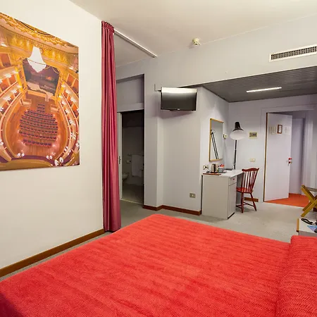 Italia 4*