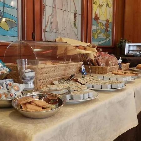 Italia 4* Stradella