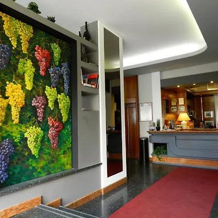 Italia 4* Stradella